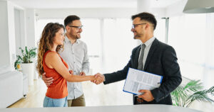 leasing agents in the apartment sector
